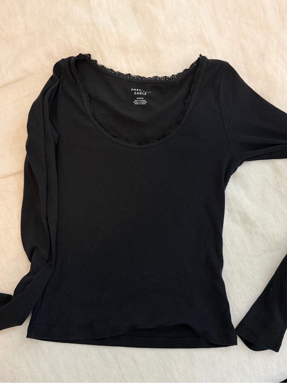 American Eagle Outfitters Black Ribbed Long-Sleeve Scoop Neck Lace Trim Top - M